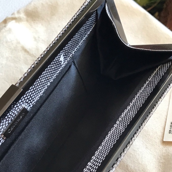 NWT Women’s Calvin Klein Collection Clutch - Picture 8 of 8